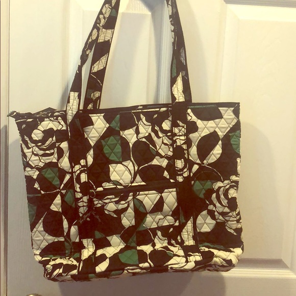Vera Bradley Tote! - Picture 1 of 4